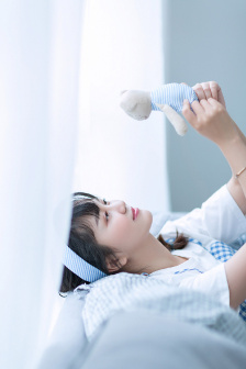 比基尼美女