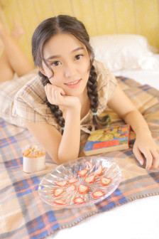 40多岁的女人成熟之美白衬衫
